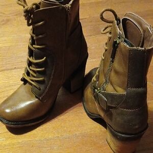 Elegant Tan Lace-Up Boots for Women